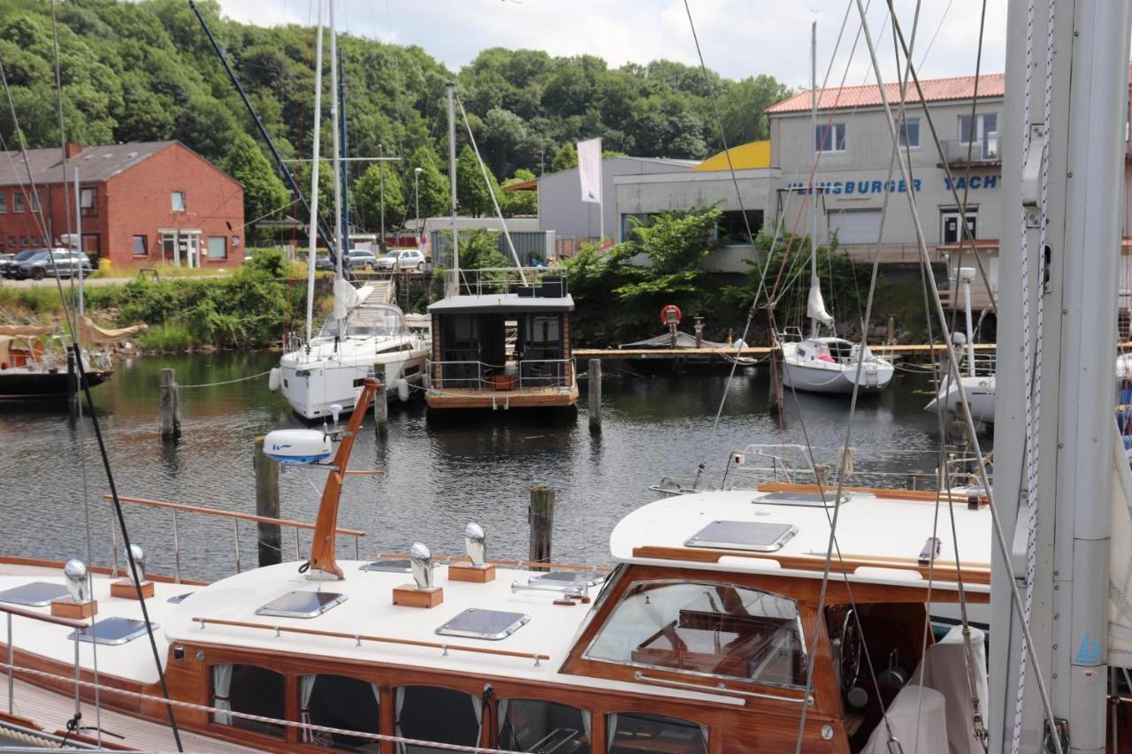 Hausboot Lina In Flensburg Hotel Kültér fotó